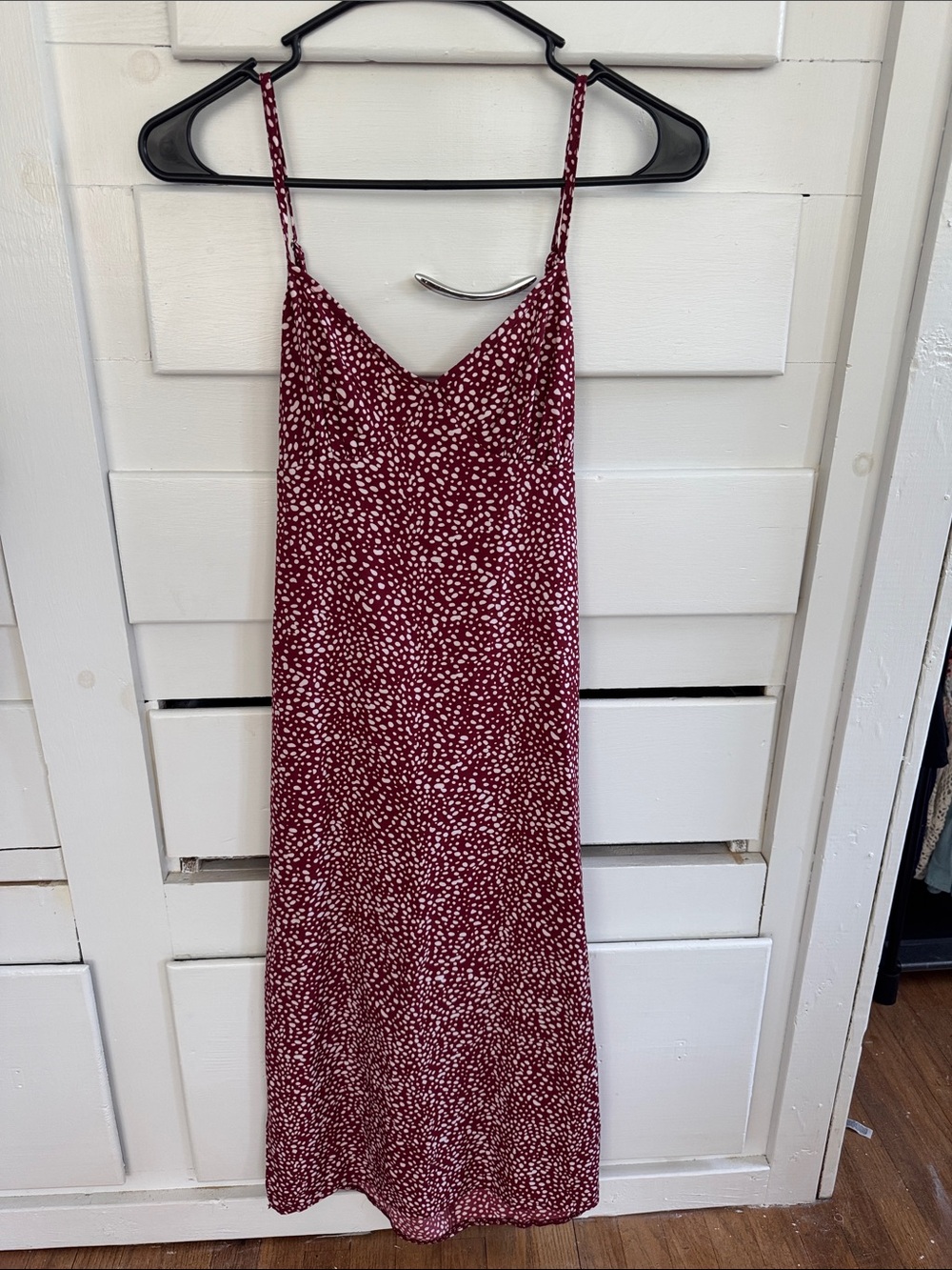 Women's Maroon Spotted Slip Dress - Sleek V-Neck Sundress